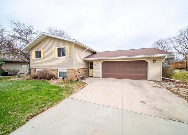Property at 512 4th Ave NE, Byron, MN 55920, 4 beds, 2 baths