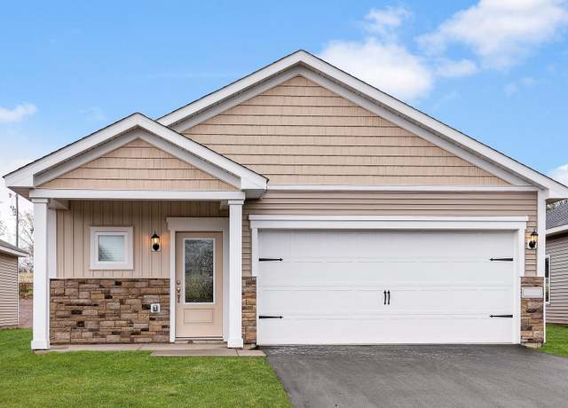 Property at 409 Redwood St N, Cambridge, MN 55008, 3 beds, 2 baths