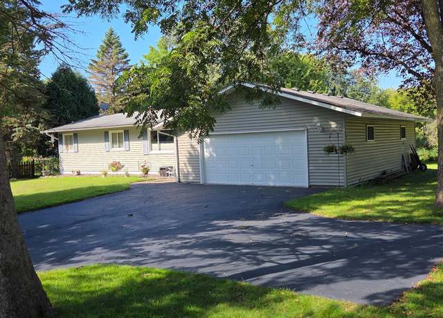 Property at 5551 Turtle Lake Rd, Shoreview, MN 55126, 4 beds, 2 baths