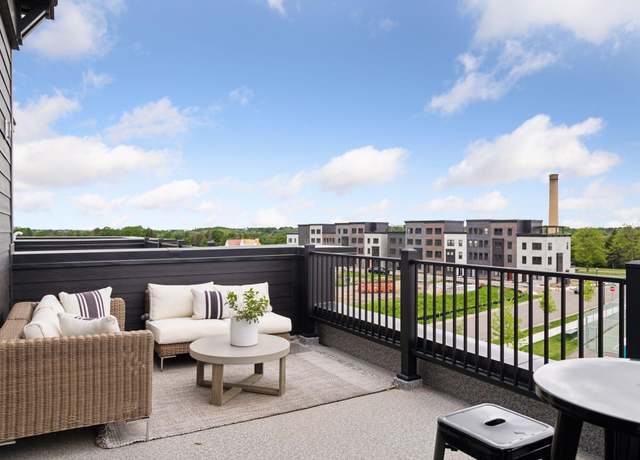 Property at 870 Mount Curve Blvd Unit L, Saint Paul, MN 55116, 4 beds, 5 baths