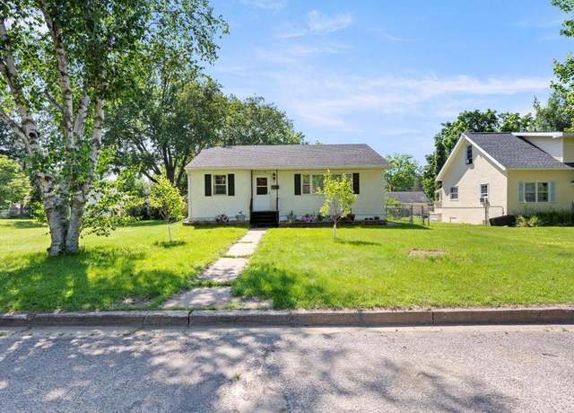 Property at 919 6th Ave NE, Brainerd, MN 56401, 2 beds, 2 baths
