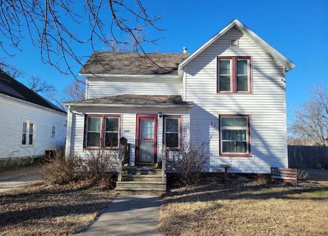 Property at 268 N Broadway, Wells, MN 56097, 3 beds, 3 baths