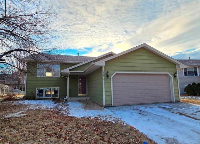 Property at 13451 Alabama Ave S, Savage, MN 55378, 2 beds, 1 bath