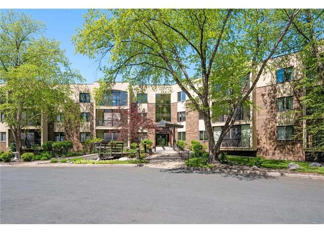 Property at 20 Windsor Ln Unit 314A, New Brighton, MN 55112, 1 bed, 1 bath