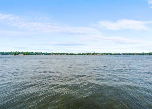 Property at 3868 Green Heights Trl SW, Prior Lake, MN 55372, 3 beds, 4 baths