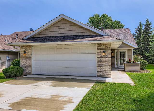 Property at 1500 Carleton Dr, Hastings, MN 55033, 2 beds, 3 baths