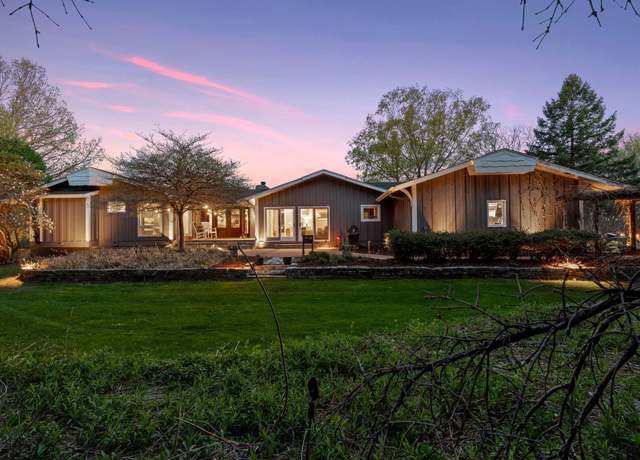 Property at 770 Creekwood Dr, Chanhassen, MN 55318, 5 beds, 4 baths