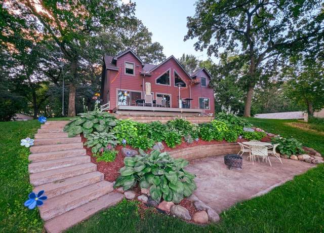 Property at 102 206th St, Alden Twp, WI 54026, 4 beds, 2 baths