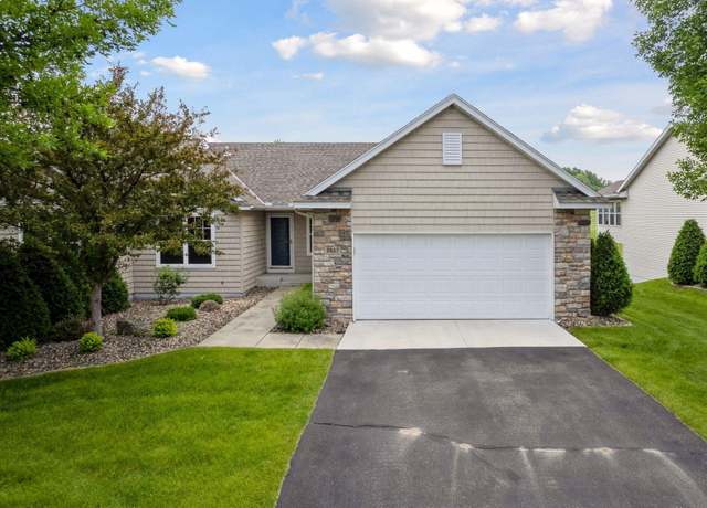 Property at 2117 14th St NE, Faribault, MN 55021, 3 beds, 3 baths