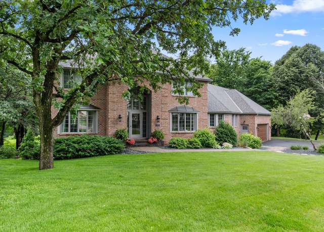 Property at 13674 Dunbar Way, Apple Valley, MN 55124, 5 beds, 4 baths