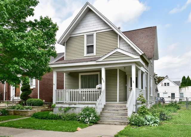 Property at 653 Johnson St, Winona, MN 55987, 2 beds, 1 bath