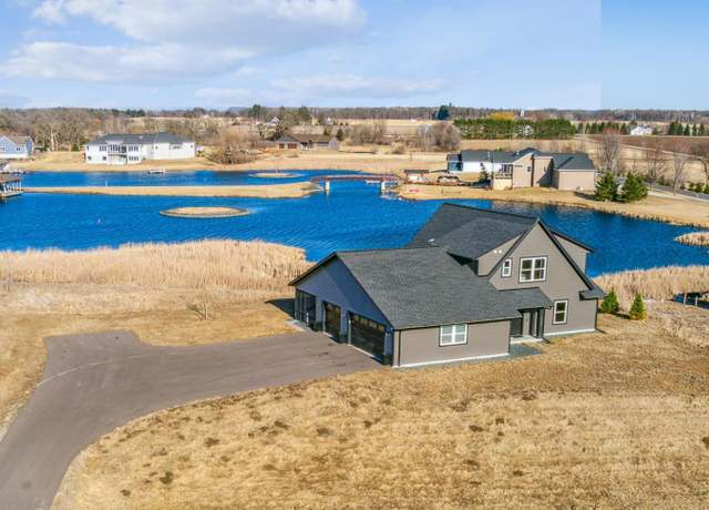 Property at 35647 Oxford Ave, Chisago Lake Twp, MN 55012, 2 beds, 2 baths