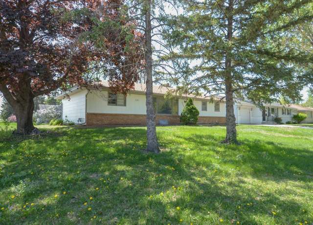 Property at 6301 61st Ave N, Crystal, MN 55428, 3 beds, 2 baths