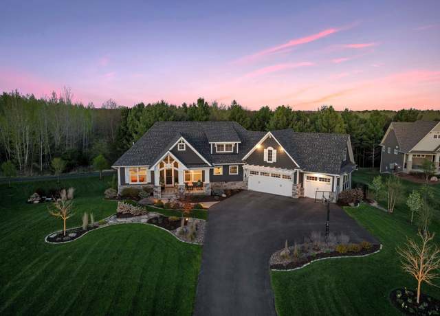 Property at 485 Summit Rdg, Hudson, WI 54016, 4 beds, 3 baths