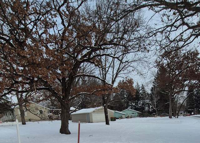Property at 212 Glenmar Ave, Mahtomedi, MN 55115