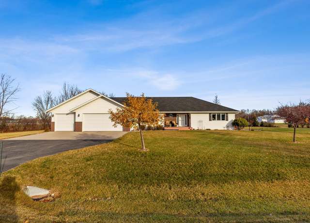 Property at 103 48th Ave E, West Fargo, ND 58078, 3 beds, 3 baths