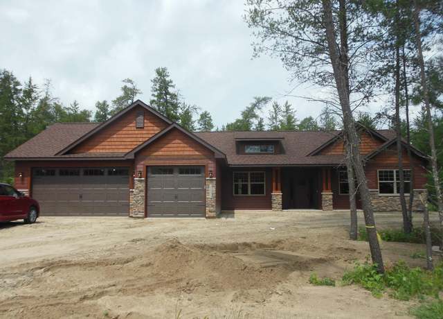 Property at 11775 Forestview Dr, Baxter, MN 56425, 3 beds, 2 baths