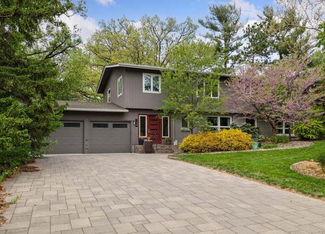 Property at 154 Woodland Dr, Burnsville, MN 55337, 3 beds, 3 baths