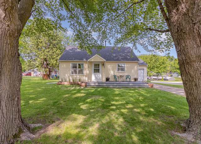 Property at 333 Main St N, Lonsdale, MN 55046, 2 beds, 1 bath