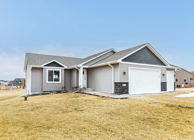 Property at 1647 102nd Ave, Hammond, WI 54015, 3 beds, 1 bath