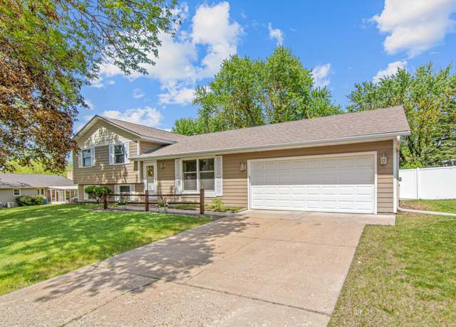 Property at 7421 Ideal Ave S, Cottage Grove, MN 55016, 3 beds, 2 baths