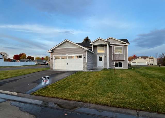 Property at 1734 6th St N, Sartell, MN 56377, 2 beds, 1 bath