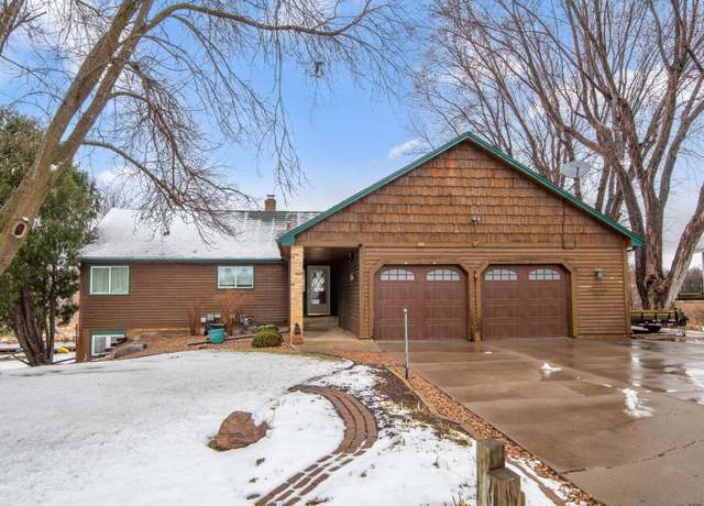 Property at 8455 Shadyview Ln N, Maple Grove, MN 55311, 5 beds, 3 baths