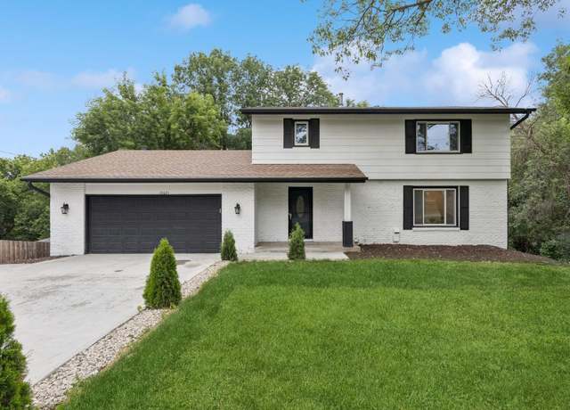 Property at 12621 Cedar Lake Rd, Minnetonka, MN 55305, 4 beds, 4 baths