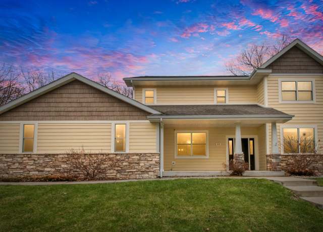 Property at 3219 Anric Dr, Eau Claire, WI 54701, 5 beds, 5 baths