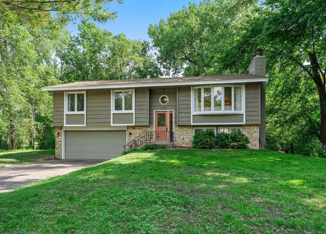 Property at 6520 Glenwood Ave, Golden Valley, MN 55427, 3 beds, 3 baths