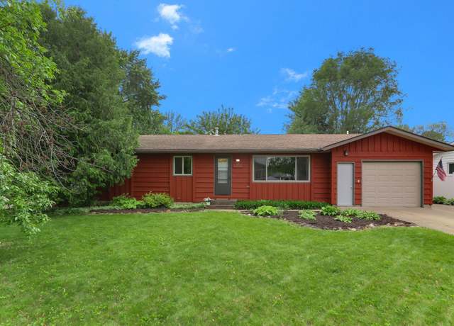 Property at 1202 Lyn Way, Hastings, MN 55033, 3 beds, 2 baths