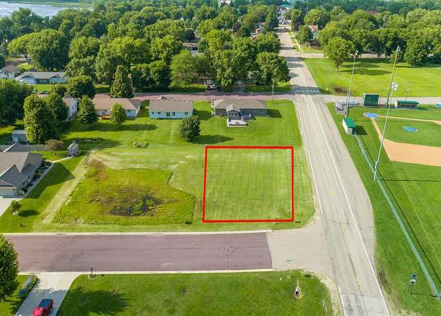 Property at 17 Marples Ave, Minnesota Lake, MN 56068