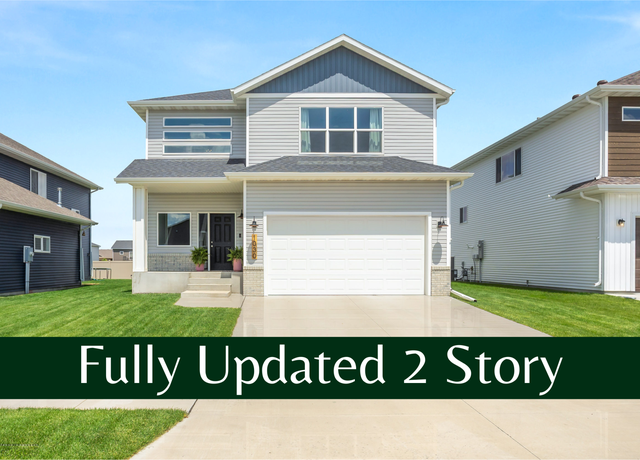 Property at 1030 Albert Dr W, West Fargo, ND 58078, 3 beds, 3 baths