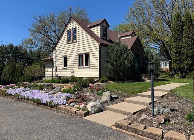 Property at 1635 Dodd Rd, Mendota Heights, MN 55118, 3 beds, 3 baths