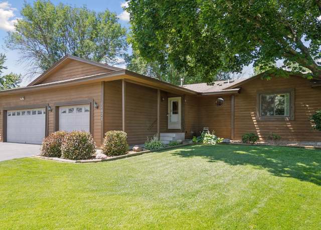 Property at 11027 Xylon Ave N, Champlin, MN 55316, 3 beds, 3 baths