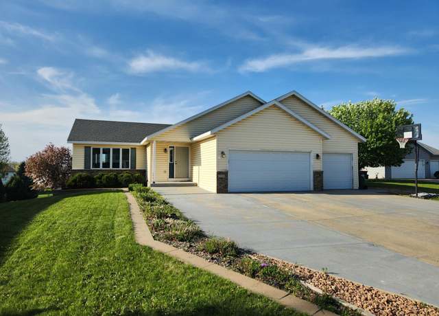 Property at 2739 Bandel Dr NW, Rochester, MN 55901, 5 beds, 3 baths
