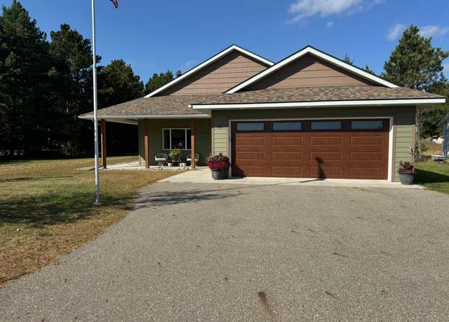 Property at 701 Eastern Ave N, Park Rapids, MN 56470, 3 beds, 2 baths