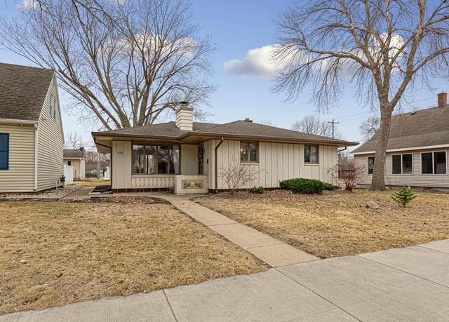 Property at 1123 N State St, New Ulm, MN 56073, 3 beds, 2 baths