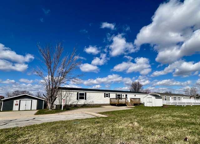 Property at 4226 Daisy Ave SE, Rochester, MN 55904, 3 beds, 2 baths