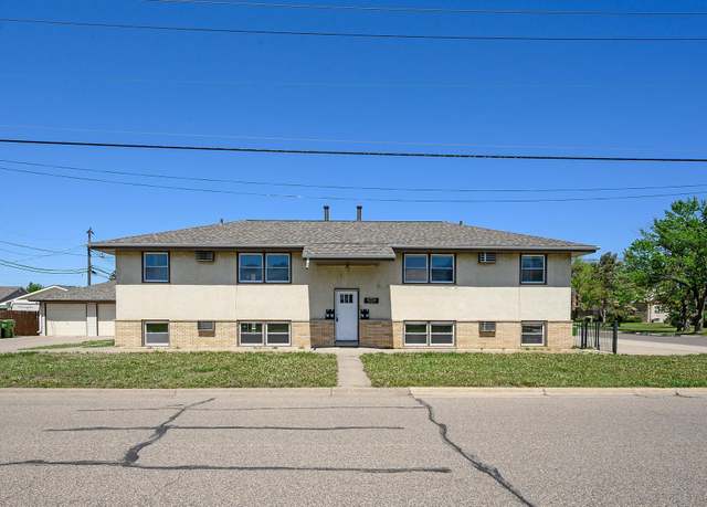 Property at 611 2nd St SE, Osseo, MN 55369, 8 beds, 4 baths
