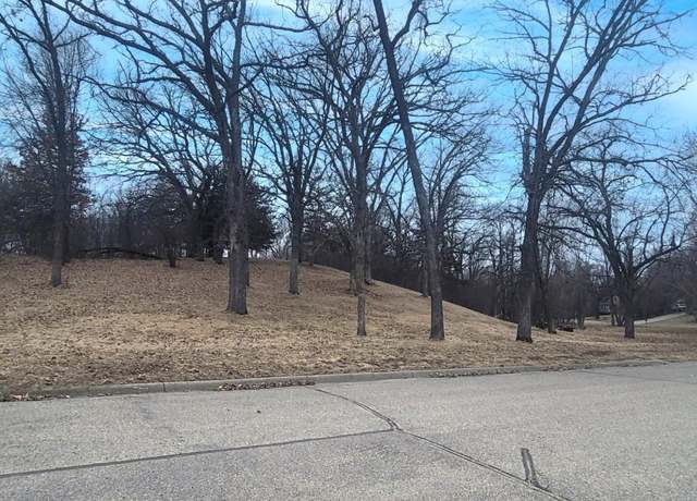Property at XXXX Pine St NW, New London, MN 56273