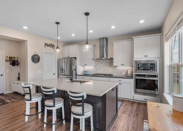 Property at 490 Sandhill Dr, Orono, MN 55356, 4 beds, 4 baths