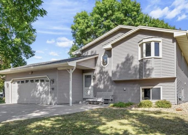 Property at 9762 Monticello Ln N, Maple Grove, MN 55369, 3 beds, 2 baths