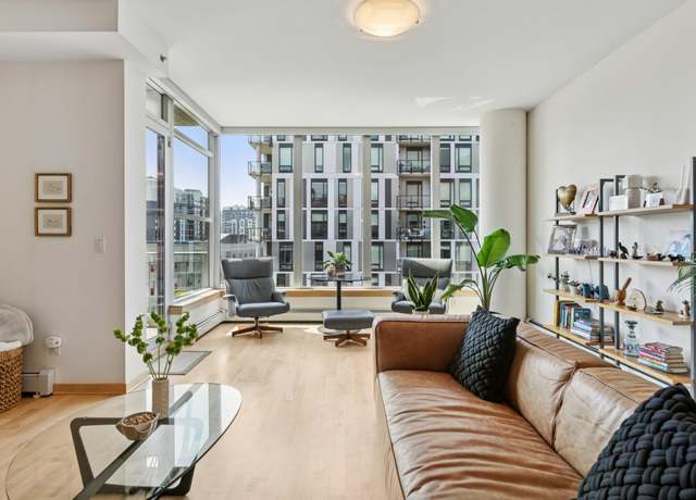 Property at 215 10th Ave S #620, Minneapolis, MN 55415, 2 beds, 2 baths