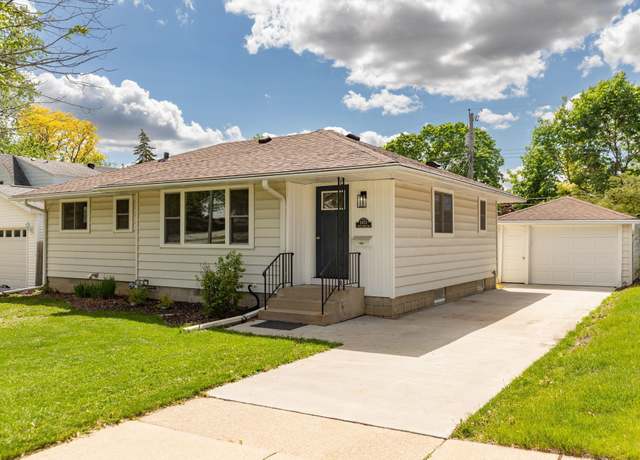 Property at 1411 15th Ave NE, Rochester, MN 55906, 3 beds, 2 baths