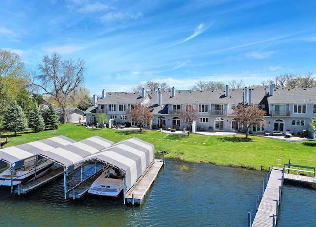 Property at 22 W Point Pl, Tonka Bay, MN 55331, 2 beds, 3 baths