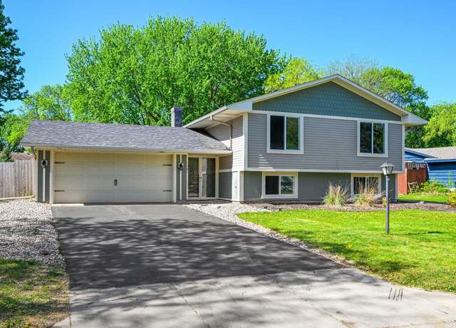 Property at 1501 E 131st St, Burnsville, MN 55337, 4 beds, 2 baths
