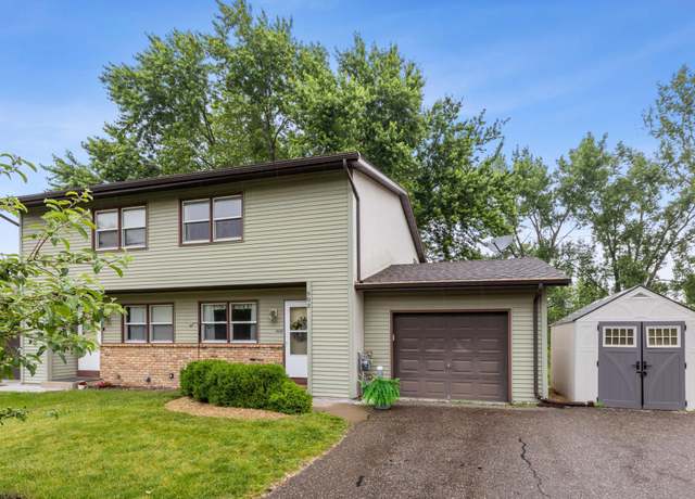 Property at 902 Ridge Dr SE, Saint Michael, MN 55376, 2 beds, 1 bath