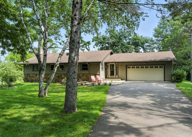 Property at 25397 W Comfort Dr, Wyoming, MN 55025, 3 beds, 3 baths