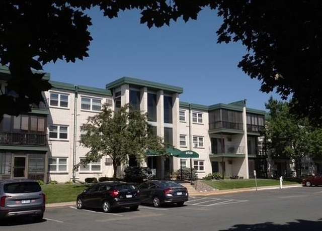 Property at 2720 Dale St N Unit C206, Roseville, MN 55113, 1 bed, 1 bath